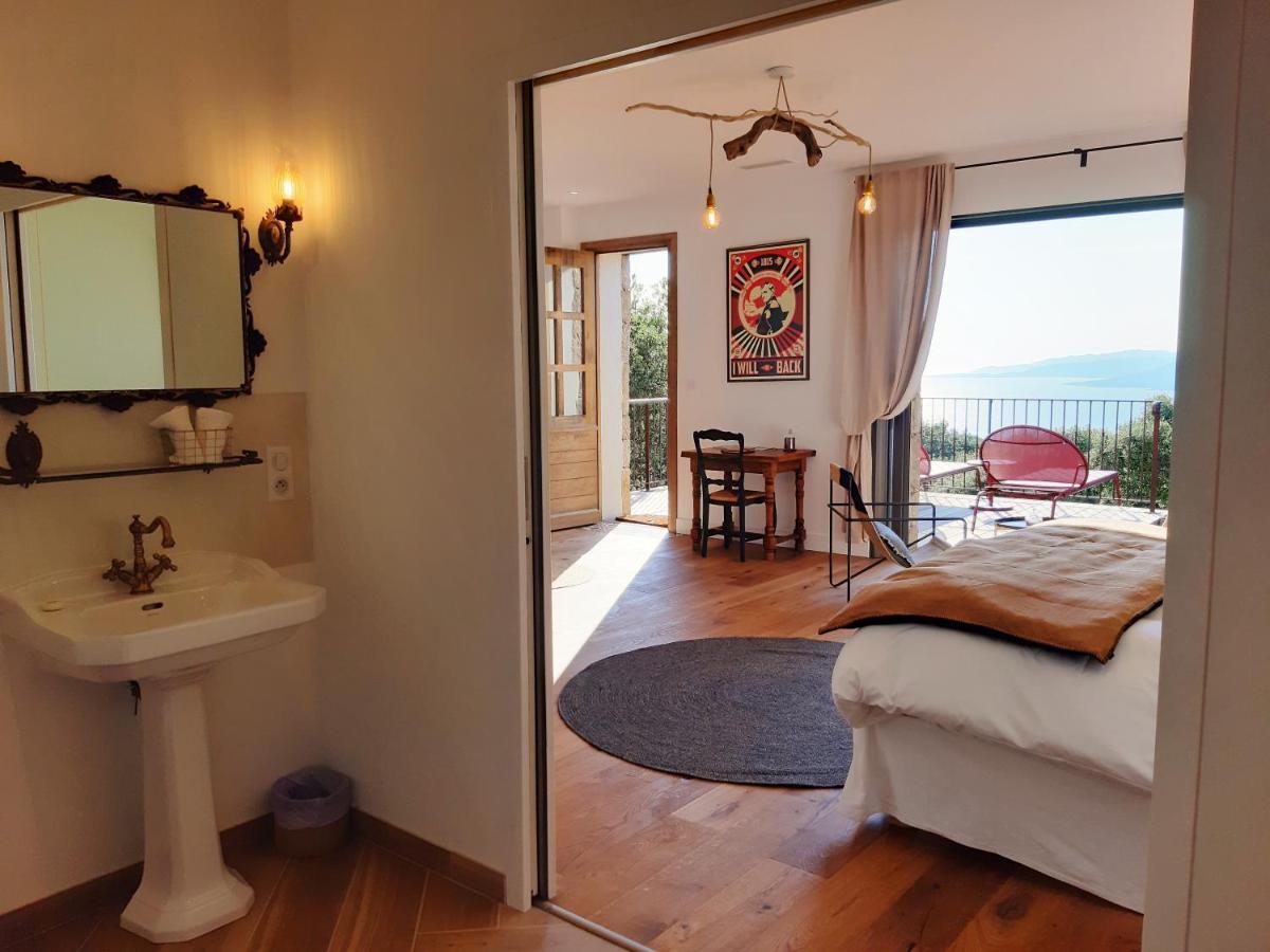 U Castellu Chambres d'hôtes&Location villa et appartements vue mer Propriano  Extérieur photo