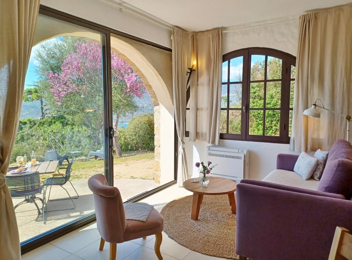 U Castellu Chambres d'hôtes&Location villa et appartements vue mer Propriano  Extérieur photo